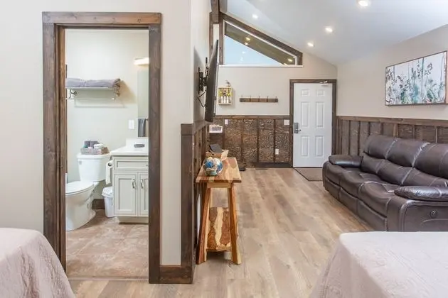 Forget-Me-Not Cottage