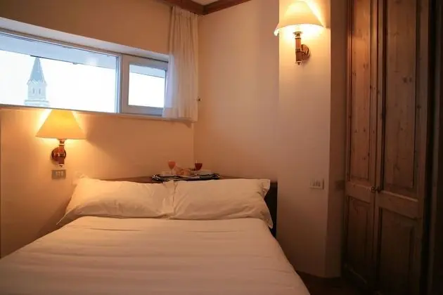 Classic Tek Büyük veya İki Ayrı Yataklı Oda