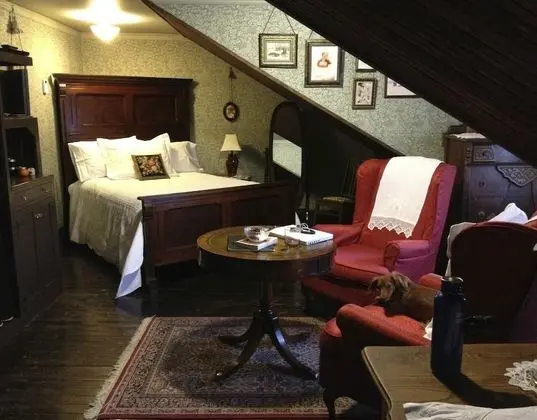 Standard Üç Kişilik Oda, Özel Banyo (Blanche Cascaden Room)