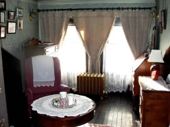 Standard Üç Kişilik Oda, Özel Banyo (Blanche Cascaden Room)
