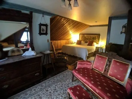 Superior Dört Kişilik Oda, Özel Banyo (Mary Lee Davis Suite)