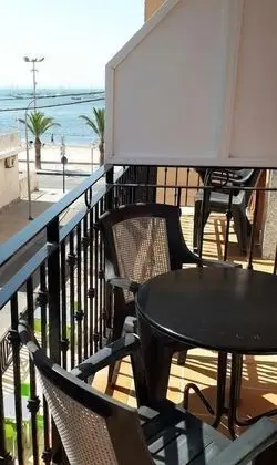 Tek Büyük Yataklı Oda, Teras, Deniz Manzaralı