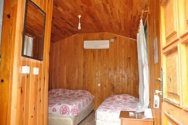 Bungalov (Triple)