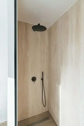 Deluxe Stüdyo Süit (01)