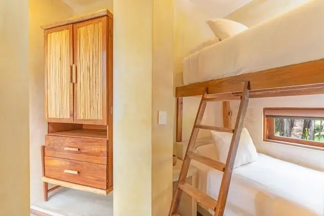 Family Villa, Balkon