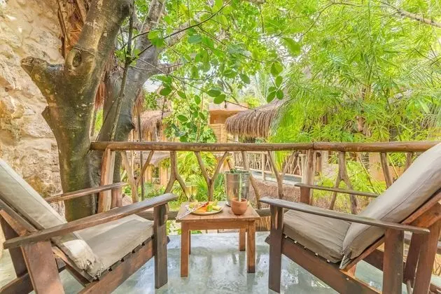 Family Villa, Balkon