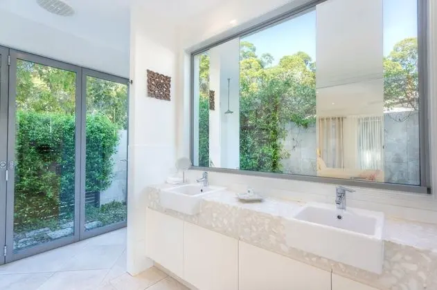 Luxury Stüdyo, 1 Yatak Odası, Sıcak Su Küveti (Gold King Spa Bath Room)