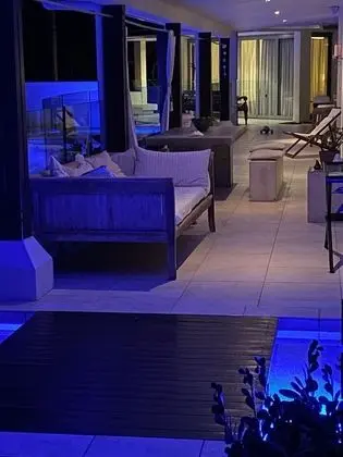 Luxury Süit, 1 En Büyük (King) Boy Yatak, Teras, Havuz Manzaralı (Blue Room)