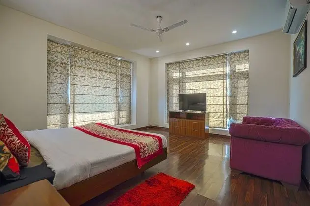 Grand Villa