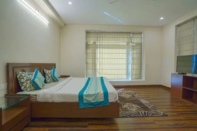 Grand Villa