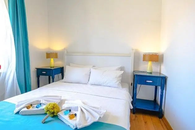 Comfort Room, City View