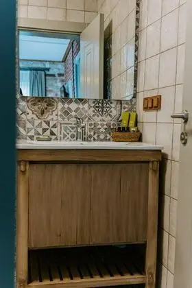 Standart Geniş Oda, Avlu Manzaralı, Giriş Katı
