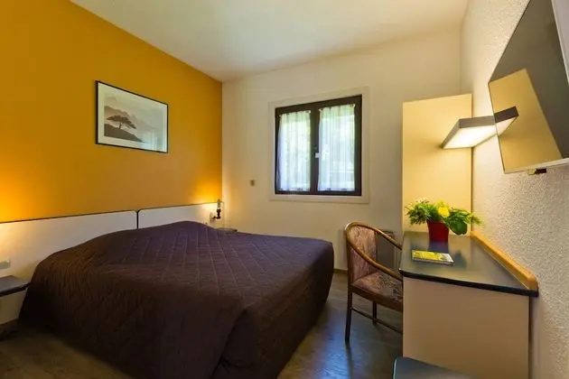 Classic Tek Büyük Yataklı Oda, 1 Büyük (Queen) Boy Yatak