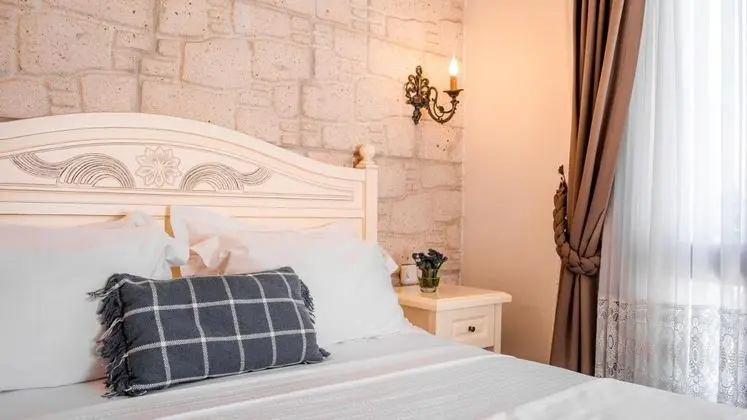 Standart Oda, Şehir Manzaralı, Fransız Balkonlu