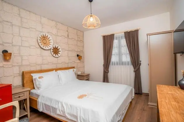 Standart Oda, Şehir Manzaralı, Fransız Balkonlu