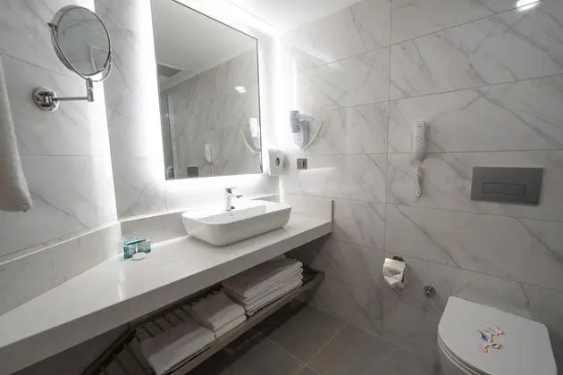 https://images.etstur.com/files/images/hotelImages/TR/50660/l/Alba-Resort-Hotel-Oda-366269.jpg