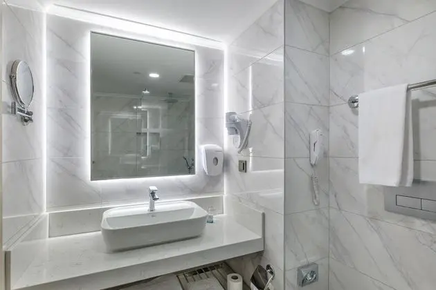 https://images.etstur.com/files/images/hotelImages/TR/50660/l/Alba-Resort-Hotel-Oda-366271.jpg