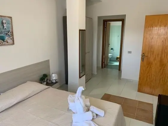 Üç Kişilik Oda