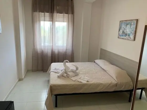 Üç Kişilik Oda