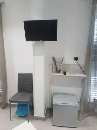 Üç Kişilik Oda