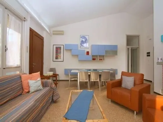 Apart Daire, 4 Yatak Odası (E-9)