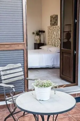 Standard Tek Büyük veya İki Ayrı Yataklı Oda, Zemin Kat