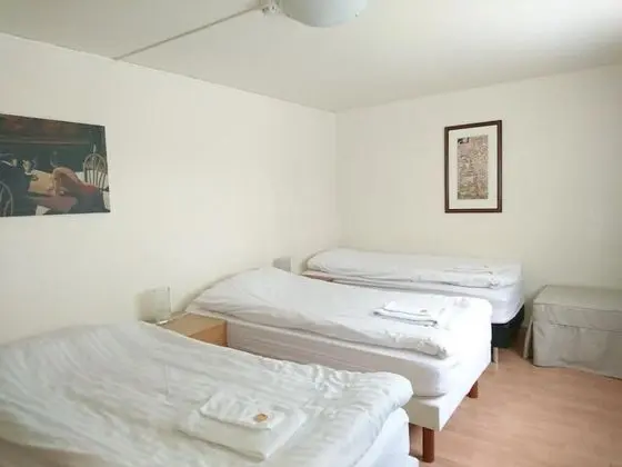 Üç Kişilik Oda