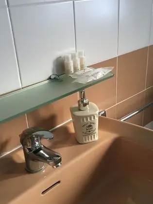 Basic Üç Kişilik Oda, 1 Yatak Odası