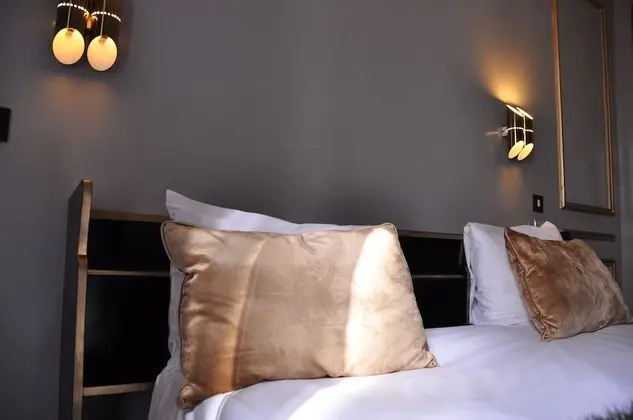 Superior Tek Büyük Yataklı Oda