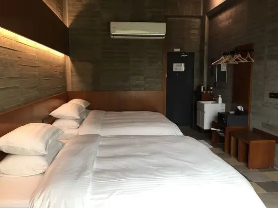 Standard Dört Kişilik Oda, Sigara İçilmez