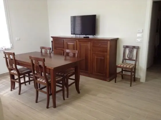 Apart Daire, 2 Yatak Odası, Veranda, Bahçeli