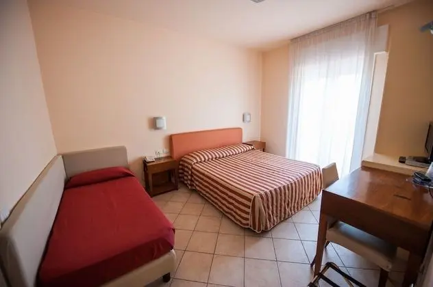 Superior Üç Kişilik Oda, Balkon