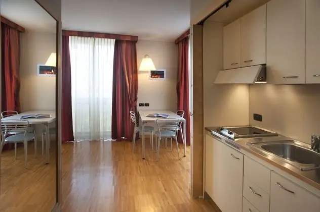 Stüdyo, Küçük Mutfak