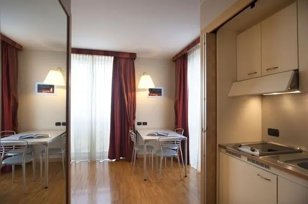 Stüdyo, Küçük Mutfak