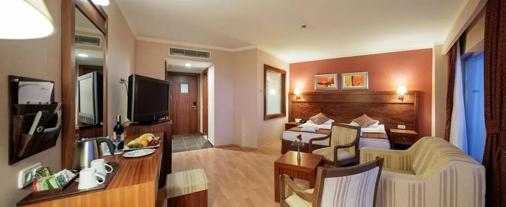 https://images.etstur.com/files/images/hotelImages/TR/50545/l/Alba-Royal-Hotel-Genel-353052.jpg