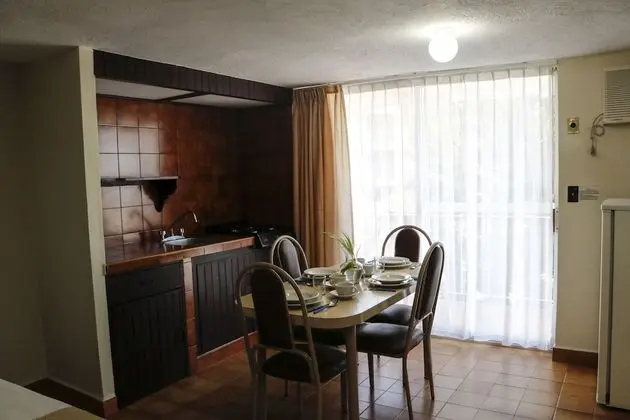 Standard Süit, Havuz Manzaralı