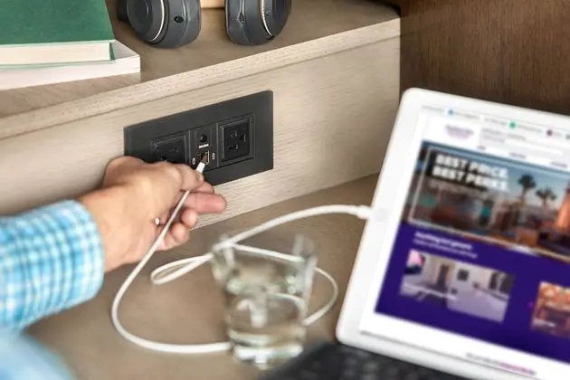 Oda, 2 Çift Kişilik Yatak, Engellilere Uygun (Roll-In Shower, Bonita Vista)
