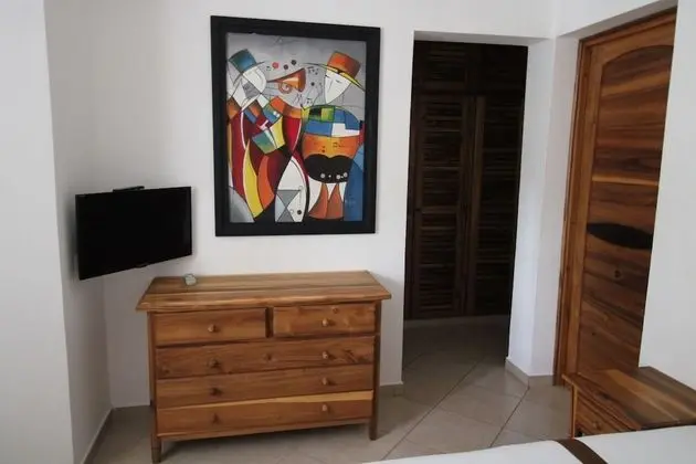 Apart Daire, 1 En Büyük (King) Boy Yatak, Kısmi Deniz Manzaralı