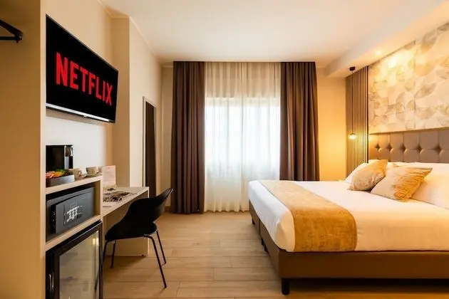 Deluxe Üç Kişilik Oda
