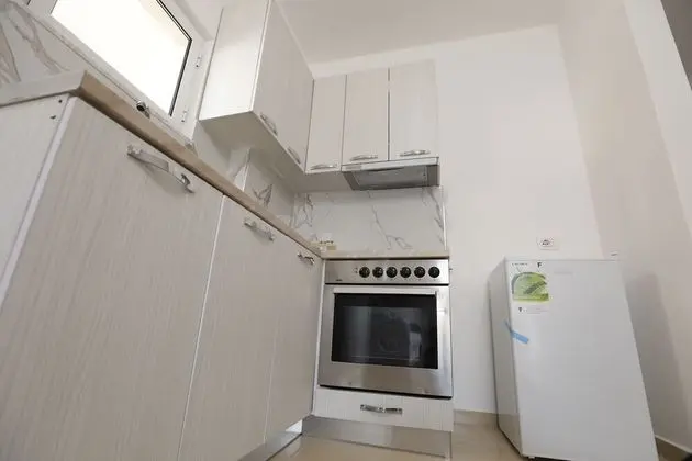 Apart Daire, 1 Büyük (Queen) Boy Yatak ve Çekyat