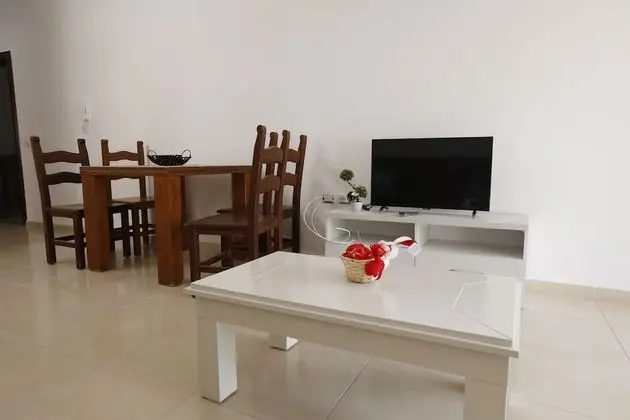 Apart Daire, 1 Büyük (Queen) Boy Yatak ve Çekyat