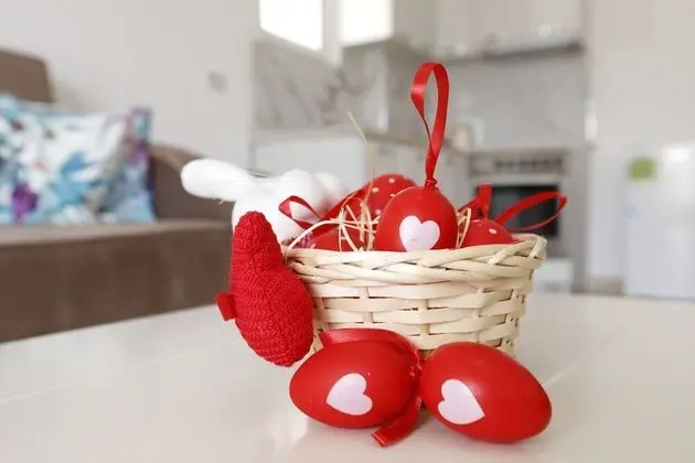 Apart Daire, 1 Büyük (Queen) Boy Yatak ve Çekyat