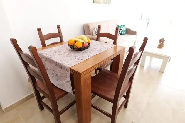 Apart Daire, 1 Büyük (Queen) Boy Yatak ve Çekyat