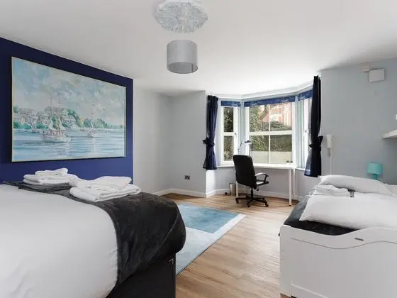 Luxury Apart Daire, Sıcak Su Havuzu, Bahçe Manzaralı (Stopover Albany Garden)