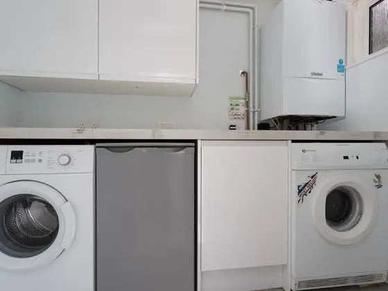 Luxury Apart Daire, Sıcak Su Havuzu, Bahçe Manzaralı (Stopover Albany Garden)