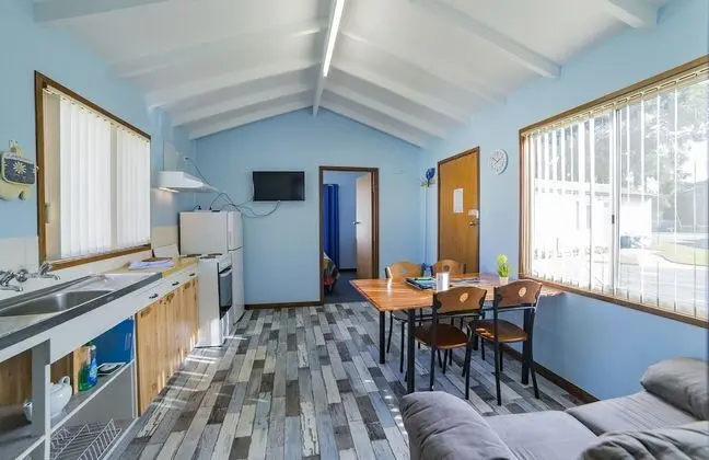 Senior Dağ Evi, 2 Yatak Odası, Engellilere Uygun, Kısmi Deniz Manzaralı