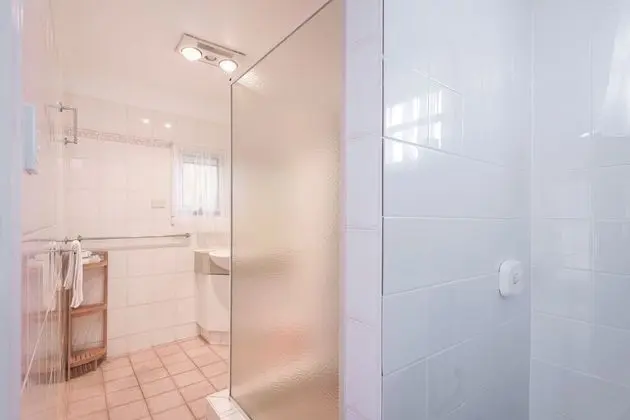 Standard Apart Daire, Birden Çok Yatak (Art Deco 3 bedroom)