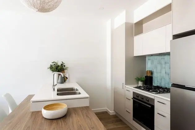 Two Bed Two Bath Apartment With Parking