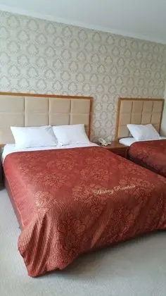 Deluxe Stüdyo, Jakuzi