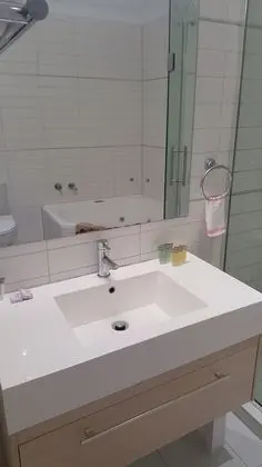 Deluxe Stüdyo, Jakuzi